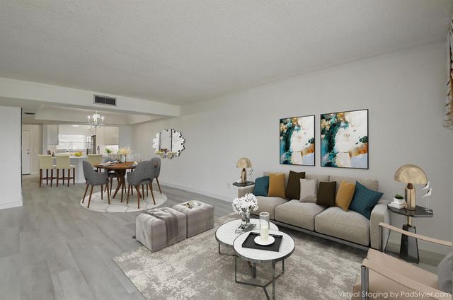 23305 Barwood Lane 406, Boca Raton, FL 33428