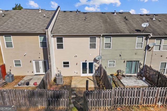 1880 Garbrooke Cove, Lawrenceville, GA 30046