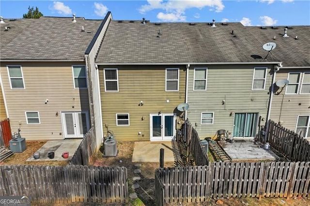 1880 Garbrooke Cove, Lawrenceville, GA 30046