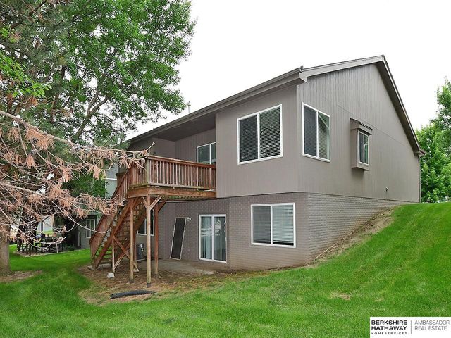 16106 Browne Street, Omaha, NE 68116