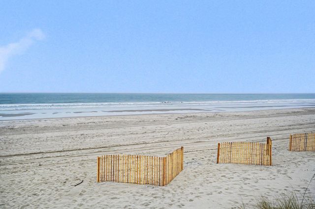 908 S Ocean Blvd., North Myrtle Beach, SC 29582