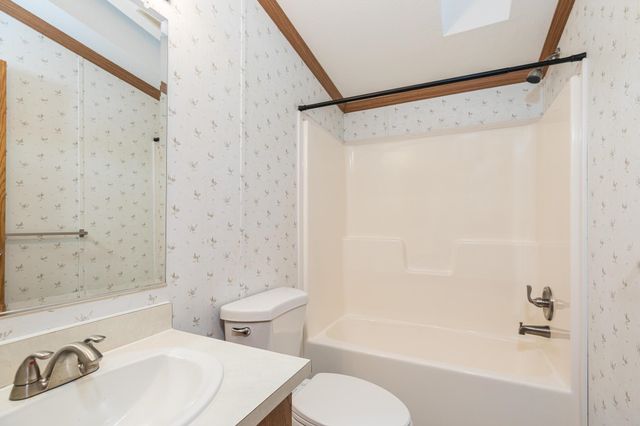 27 Melrose Drive, Rochester, NH 03868