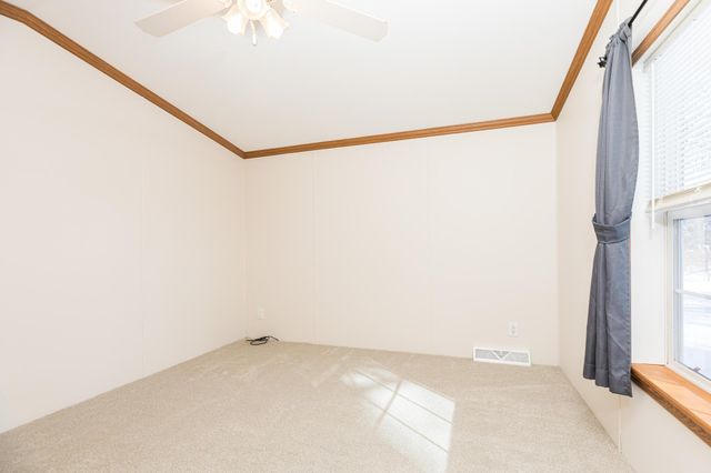 27 Melrose Drive, Rochester, NH 03868