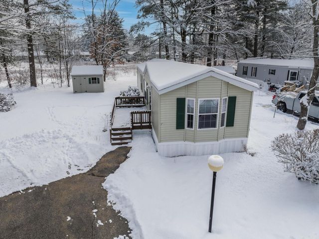 27 Melrose Drive, Rochester, NH 03868