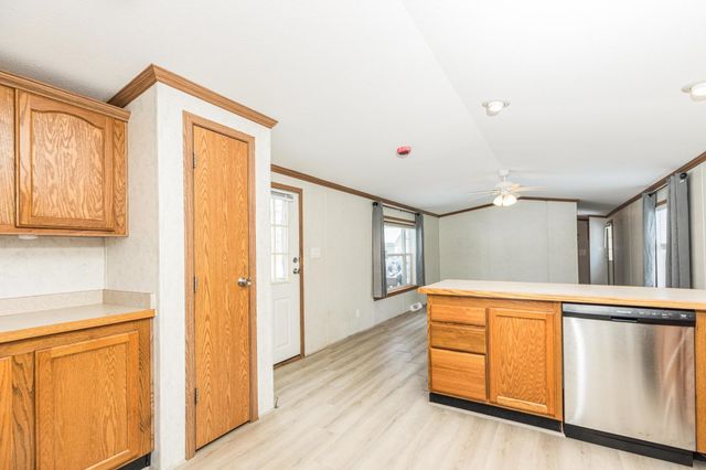 27 Melrose Drive, Rochester, NH 03868