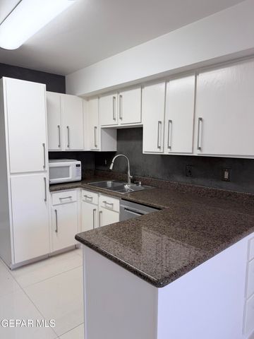 6035 BANDOLERO Drive C, El Paso, TX 79912