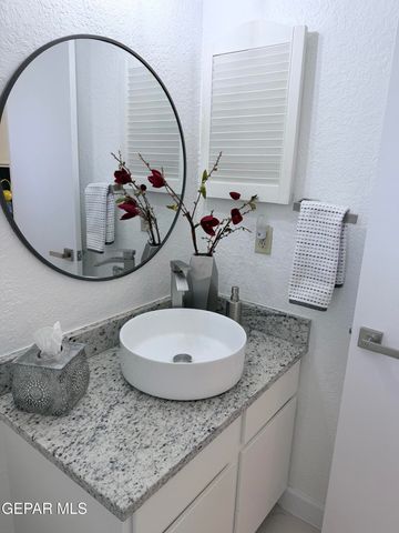 6035 BANDOLERO Drive C, El Paso, TX 79912