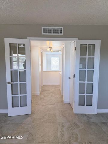 6035 BANDOLERO Drive C, El Paso, TX 79912