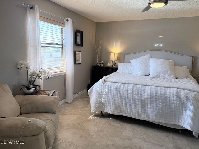 6035 BANDOLERO Drive C, El Paso, TX 79912