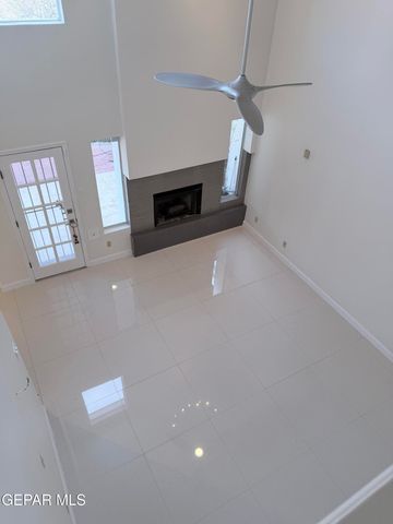 6035 BANDOLERO Drive C, El Paso, TX 79912