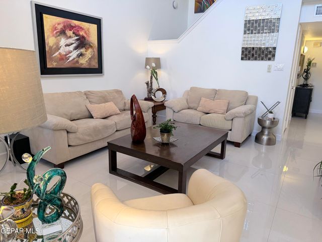 6035 BANDOLERO Drive C, El Paso, TX 79912