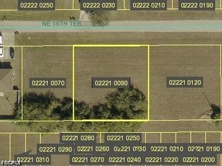 2318 NE 16th TER, Cape Coral, FL 33909
