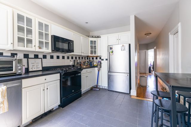 853 East 1st Street 2, Boston, MA 02127