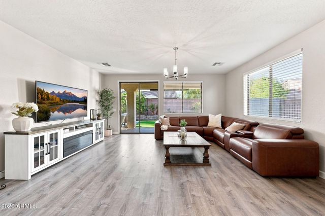 14528 W CAMERON Drive, Surprise, AZ 85379