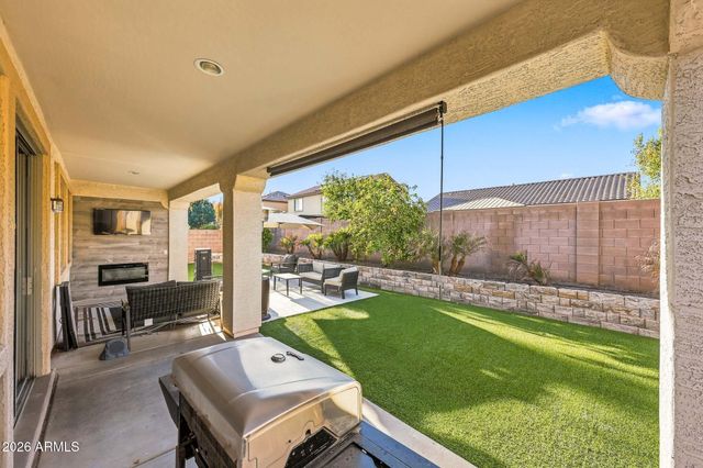 14528 W CAMERON Drive, Surprise, AZ 85379