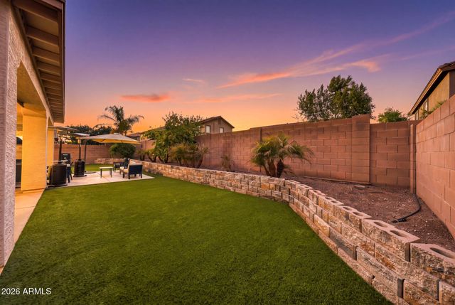 14528 W CAMERON Drive, Surprise, AZ 85379