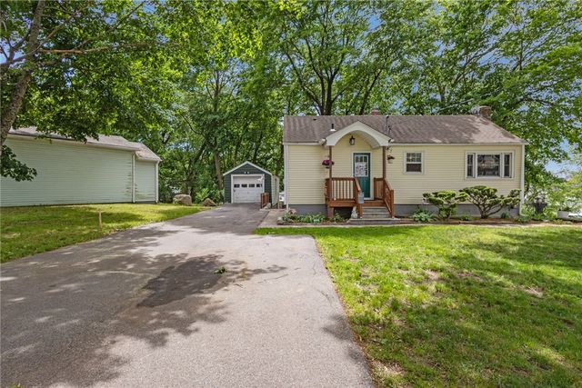 1223 Cumberland Hill Road, Woonsocket, RI 02895