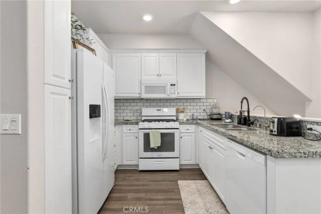 14104 W Birch Lane, Van Nuys, CA 91405