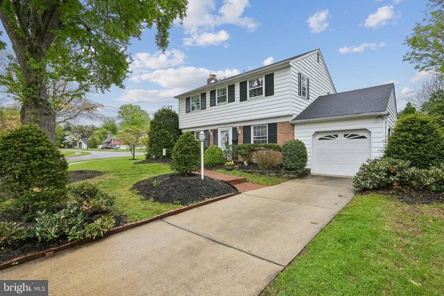 11 N WOODSTOCK DR, Cherry Hill, NJ 08034