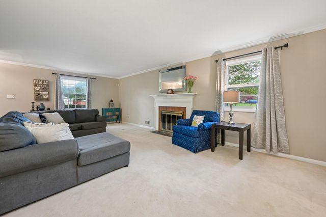 11 N WOODSTOCK DR, Cherry Hill, NJ 08034