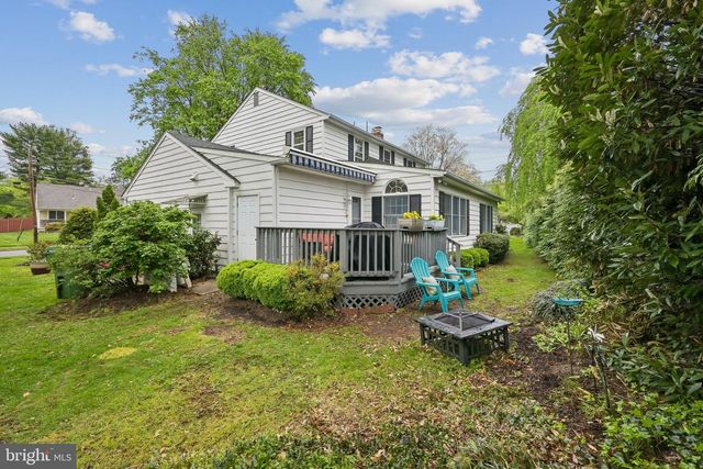 11 N WOODSTOCK DR, Cherry Hill, NJ 08034