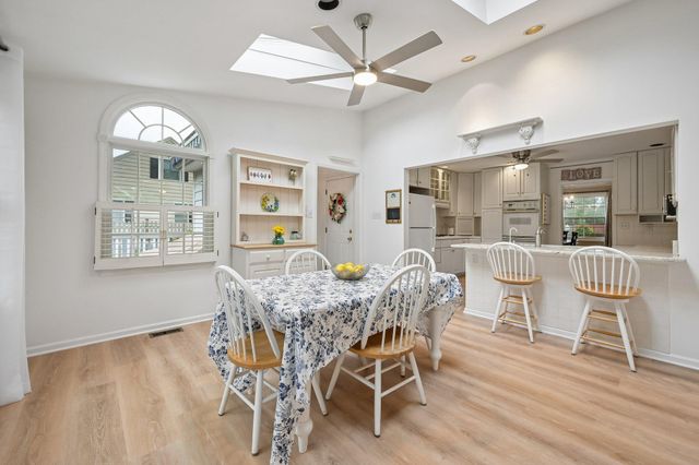 11 N WOODSTOCK DR, Cherry Hill, NJ 08034