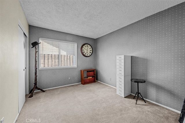 2078 Woodlawn, Corona, CA 92882