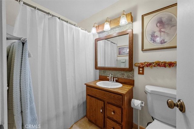 2078 Woodlawn, Corona, CA 92882