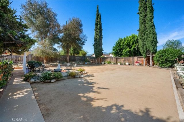 2078 Woodlawn, Corona, CA 92882