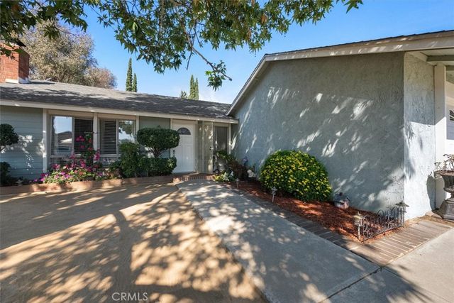 2078 Woodlawn, Corona, CA 92882