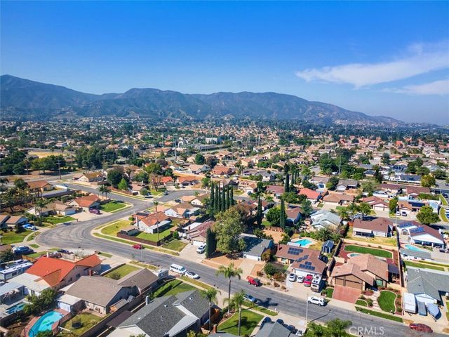 2078 Woodlawn, Corona, CA 92882