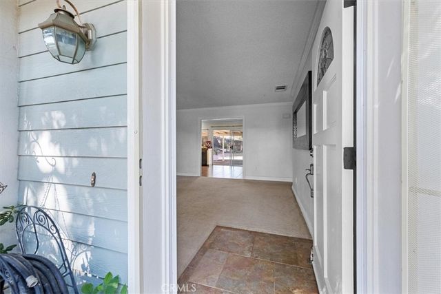 2078 Woodlawn, Corona, CA 92882