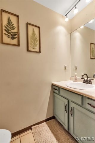 6848 Errick Road, Wheatfield, NY 14120