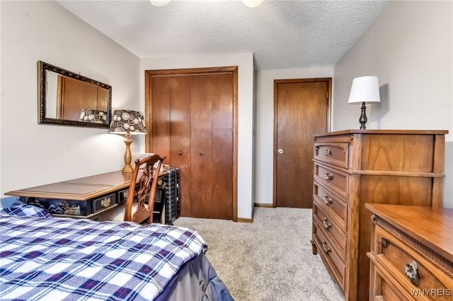 6848 Errick Road, Wheatfield, NY 14120