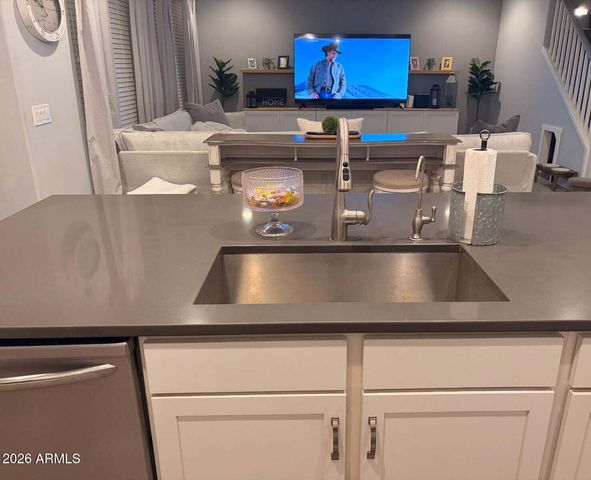 7562 E PORTOBELLO Avenue, Mesa, AZ 85212