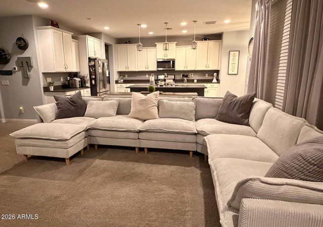 7562 E PORTOBELLO Avenue, Mesa, AZ 85212