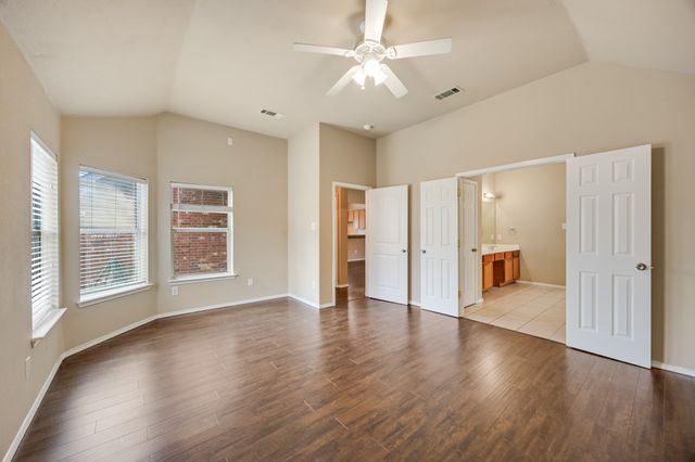 1330 Mercury Lane, Lancaster, TX 75134