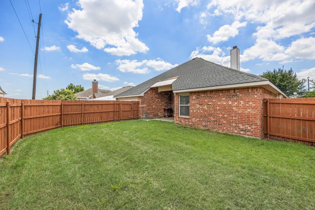 1330 Mercury Lane, Lancaster, TX 75134