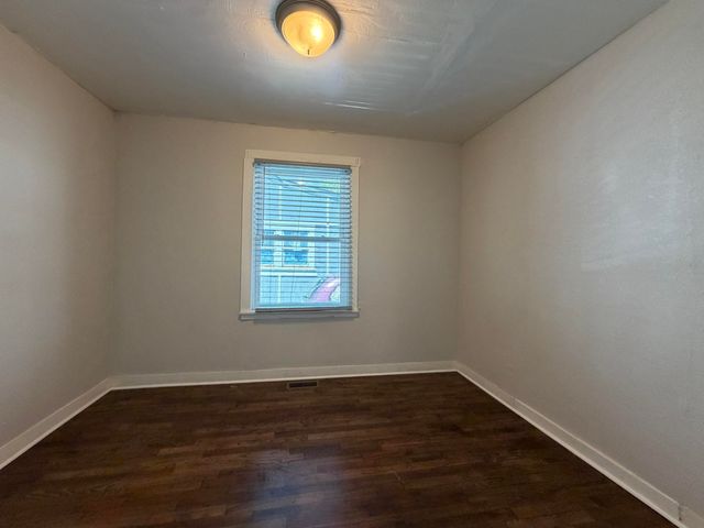 800 N Marion Avenue, Springfield, MO 65802