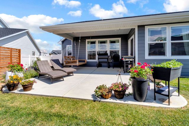 2202 Greenbriar Road, Billings, MT 59105