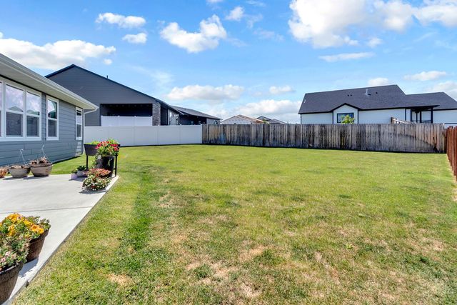 2202 Greenbriar Road, Billings, MT 59105