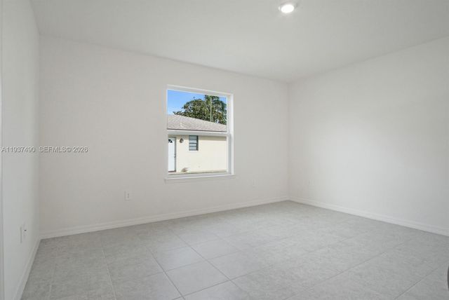 811 SE Seahouse Drive, Port St. Lucie, Port St Lucie, FL 34983