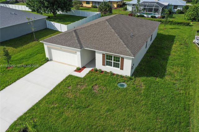 811 SE Seahouse Drive, Port St. Lucie, Port St Lucie, FL 34983