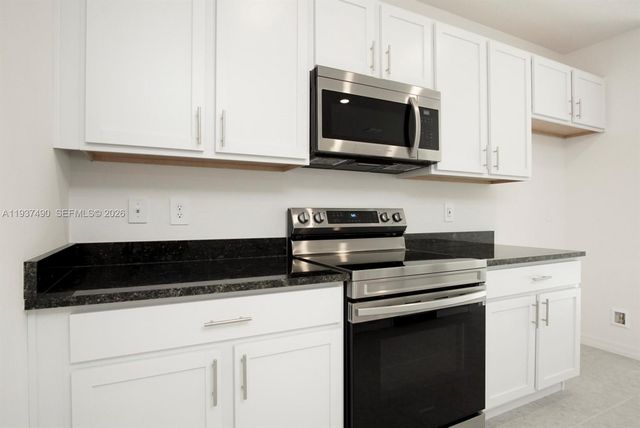811 SE Seahouse Drive, Port St. Lucie, Port St Lucie, FL 34983
