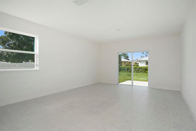 811 SE Seahouse Drive, Port St. Lucie, Port St Lucie, FL 34983