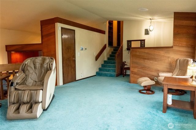 727 Poplar Drive, Bellingham, WA 98226
