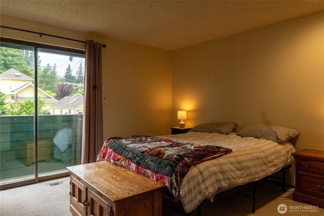 727 Poplar Drive, Bellingham, WA 98226