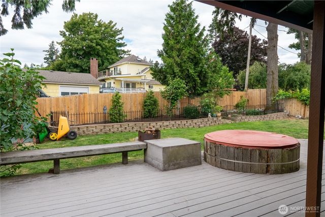 727 Poplar Drive, Bellingham, WA 98226