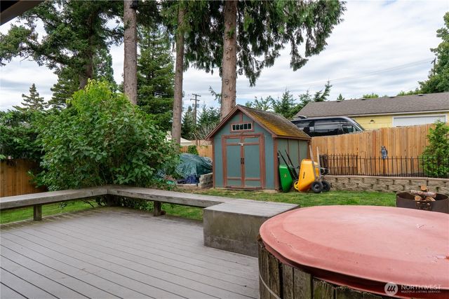 727 Poplar Drive, Bellingham, WA 98226