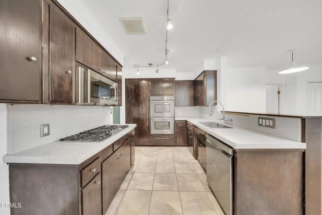 391 E Highland Avenue, Sierra Madre, CA 91024